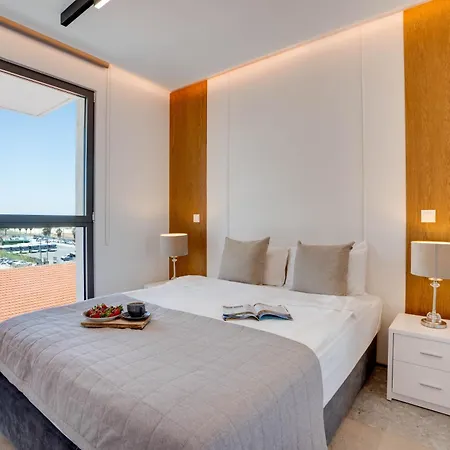 Sea View Deluxe Gaia 302 לרנקה