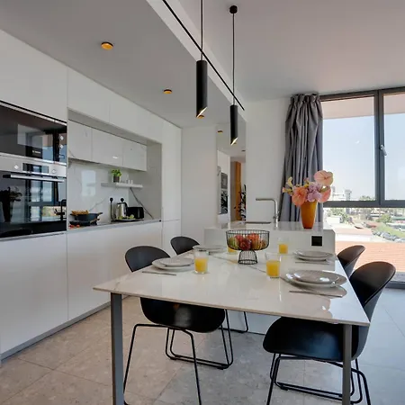 Apartment Sea View Deluxe Gaia 302 Larnaca