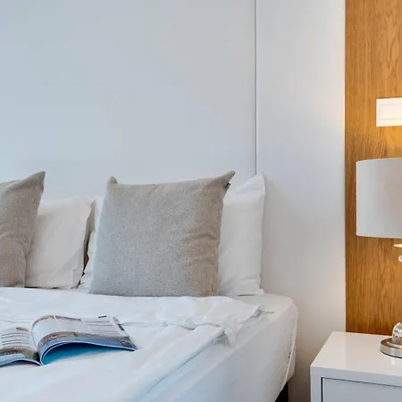 Sea View Deluxe Gaia 302 Apartment *