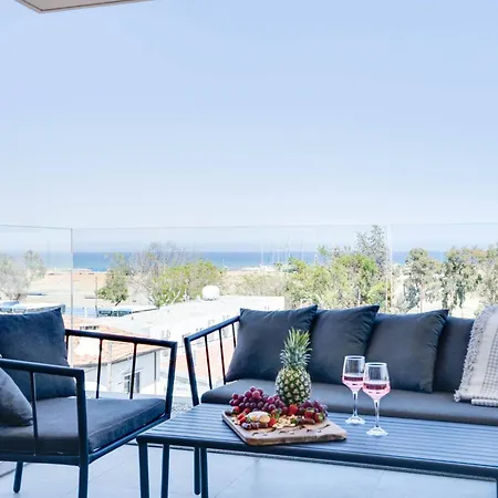 Sea View Deluxe Gaia 302 Apartment *