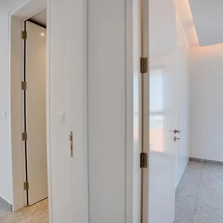 Sea View Deluxe Gaia 302 Apartment Larnaca