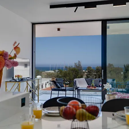 Sea View Deluxe Gaia 302 *