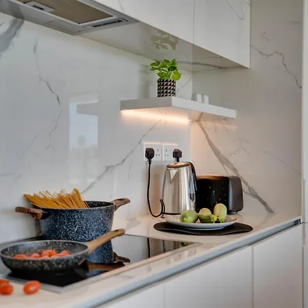 شقة Sea View Deluxe Gaia 302 *