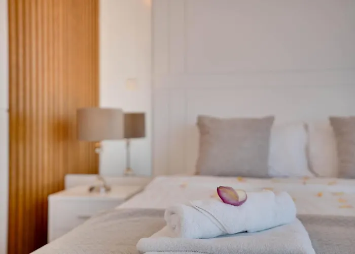 Sea View Deluxe Gaia 302 Apartment Larnaca