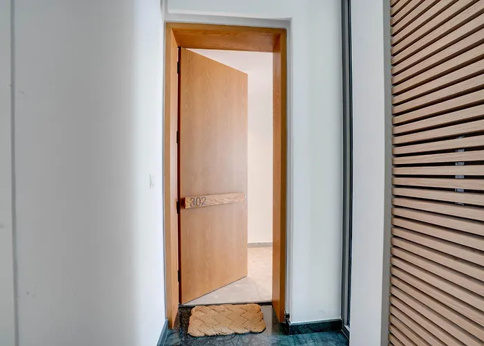 Sea View Deluxe Gaia 302 *