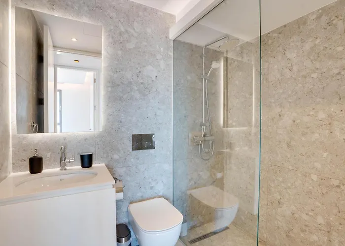 Sea View Deluxe Gaia 302 Apartment Larnaca