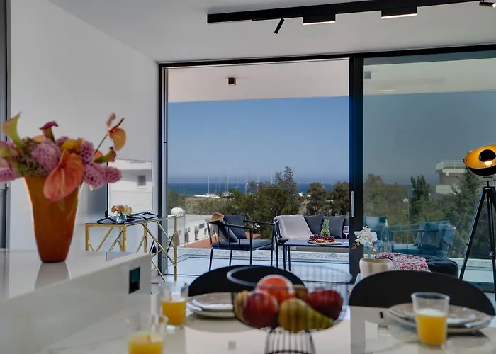 Sea View Deluxe Gaia 302 *