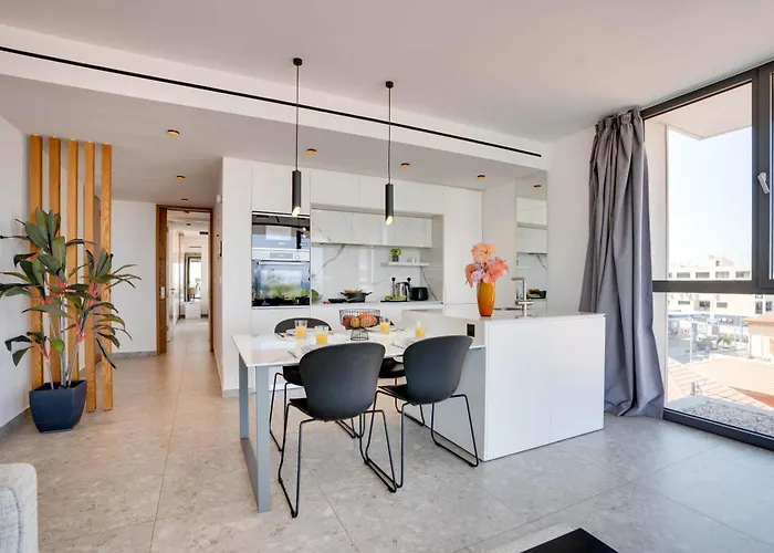 Lejlighed Sea View Deluxe Gaia 302 Larnaca